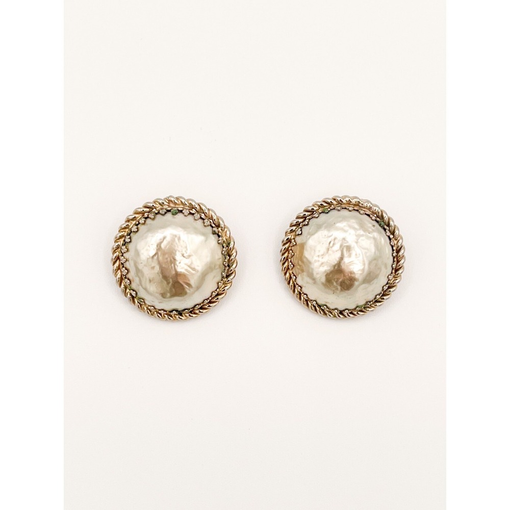Vtg Bergère Gold-Tone Clip-On Earrings – Hammered Dome with Rope Border